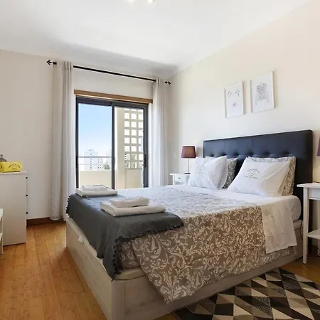 Апартаменти Rosa Портіман